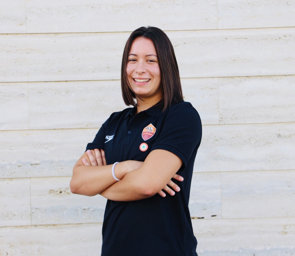 Ritratto di Martina Brandimarte con la divisa della SIS Roma