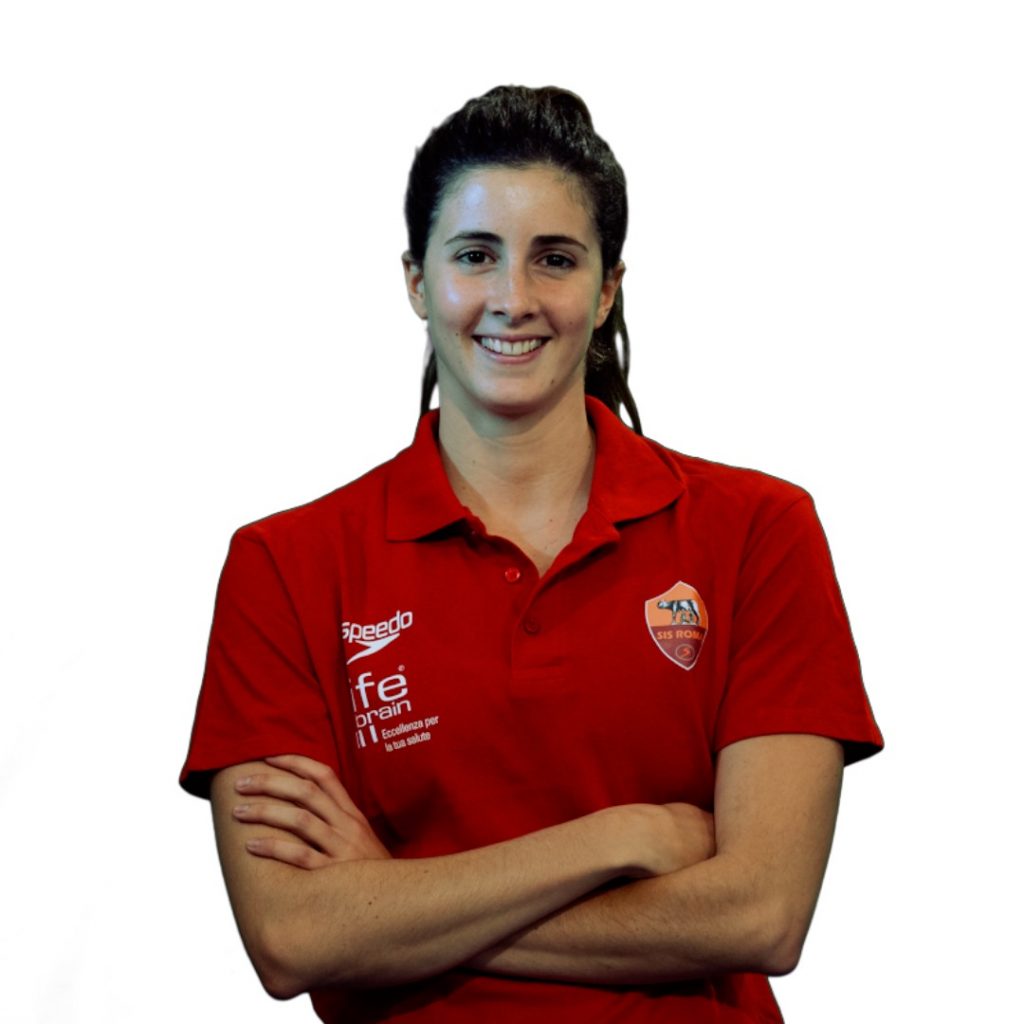 Ritratto di Serena Storai con la divisa della SIS Roma