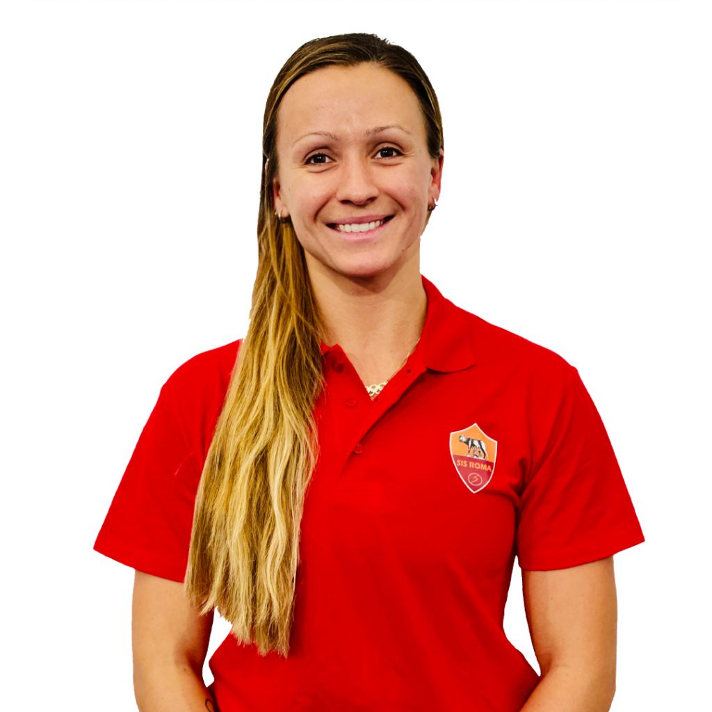 Ritratto di Shae con la divisa della SIS Roma