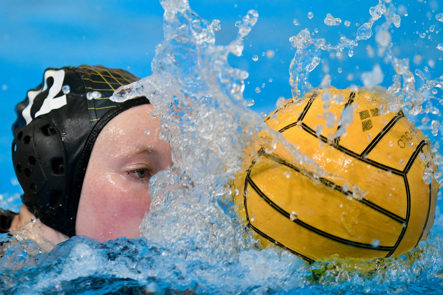 Azione di pallanuoto della SIS Roma durante una partita