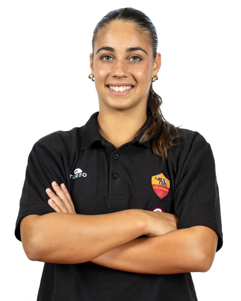 Ritratto di Benedetta Nardelli con la divisa della SIS Roma