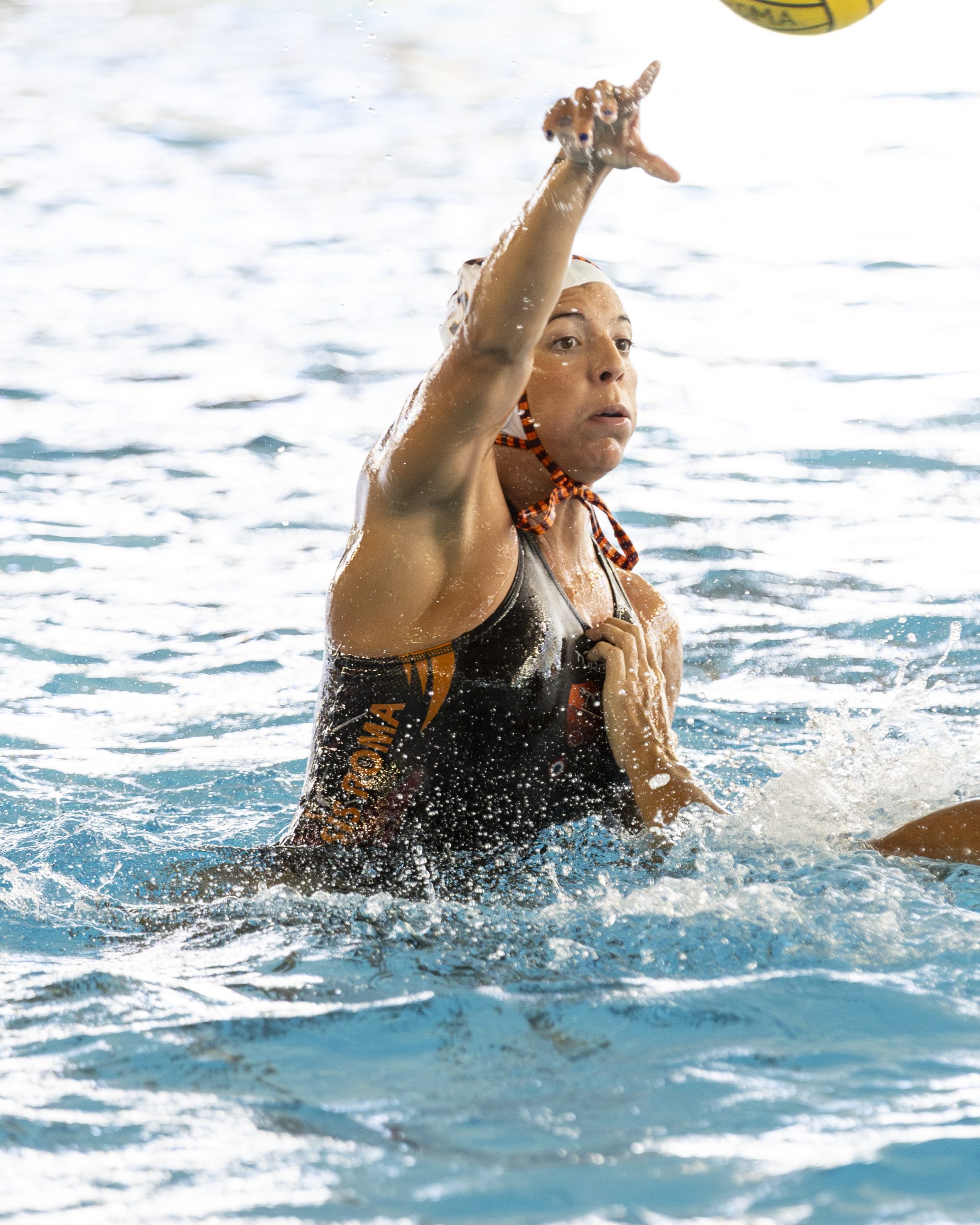 Atleta della SIS Roma in azione in acqua